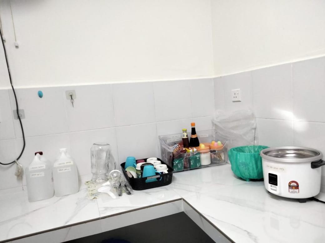 Abie'S Homestay 普特拉贾亚 外观 照片